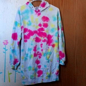 No Boundaries Medium Tiedye Hoodie